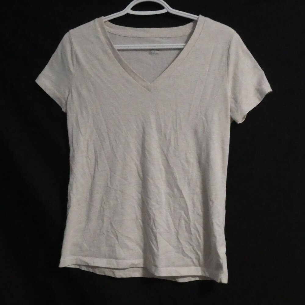 MOSSIMO SUPPLY CO | large | Short Sleeve V-Neck Tee / T-Shirt | GUC